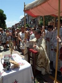 PROCESIóN DEL CORPUS CHRISTI EN LA CISTéRNIGA