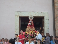 CON FLORES A MARíA