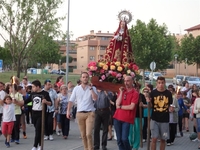 CON FLORES A MARíA